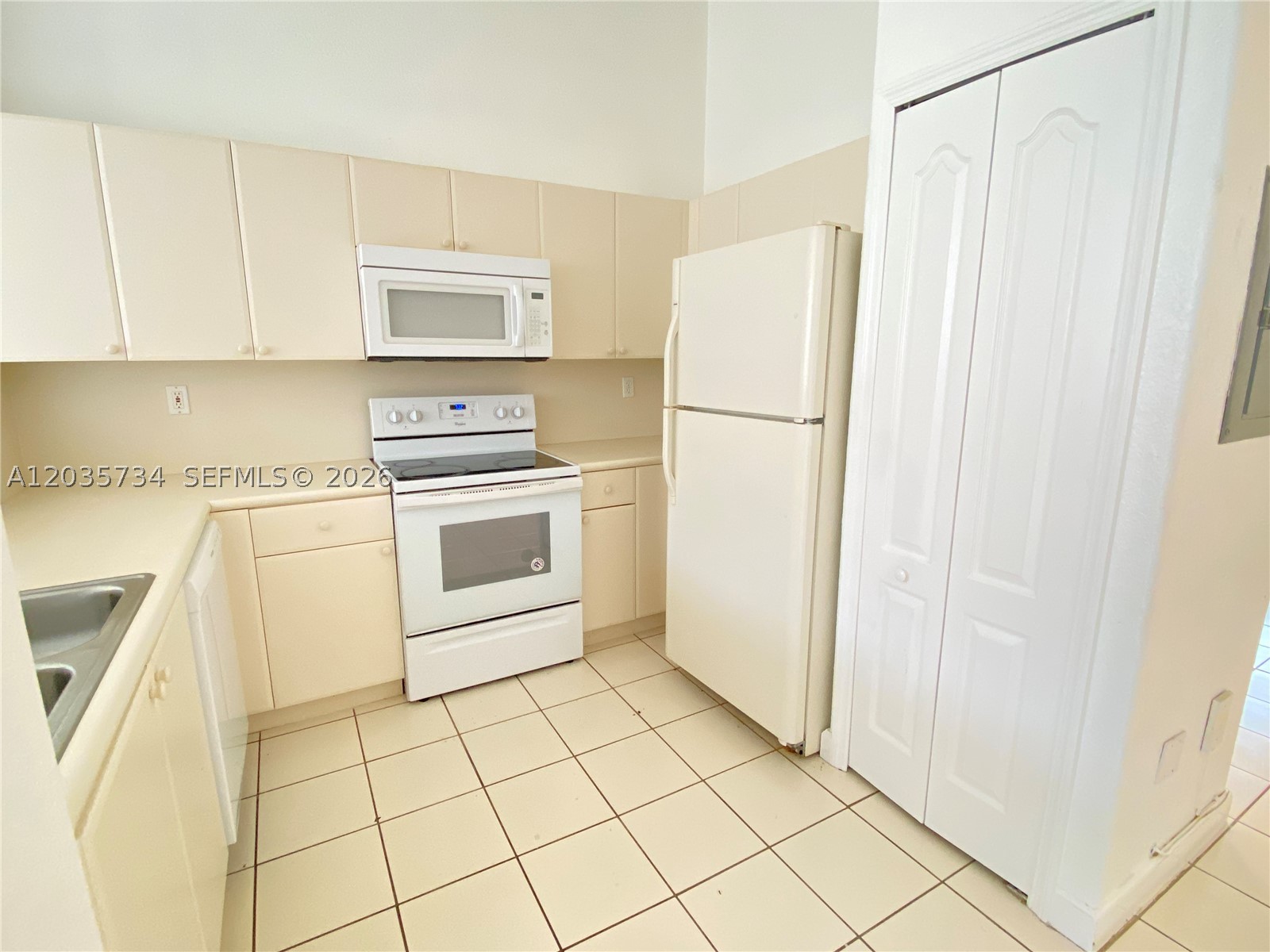 SHOMA CONDO AT KEYS COVE - Residential Lease
