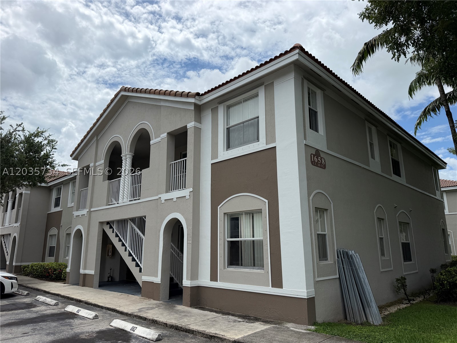 For Rent is a 3-bedroom/2-bath condo in Homestead, FL. It is a second-floor unit with tile floors and an in-unit washer and dryer. It is located in a quiet gated community close to recreation areas, schools, shopping centers, restaurants, and more. REQUIREMENTS: Screening Reports for all adults, credit 600+ INCOME: at least three times the rent (last three pay stubs). MOVE-IN COST: first month rent, one month security deposit, and application fees.