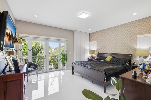 SOUTHERN PINE VILLAS - Residential