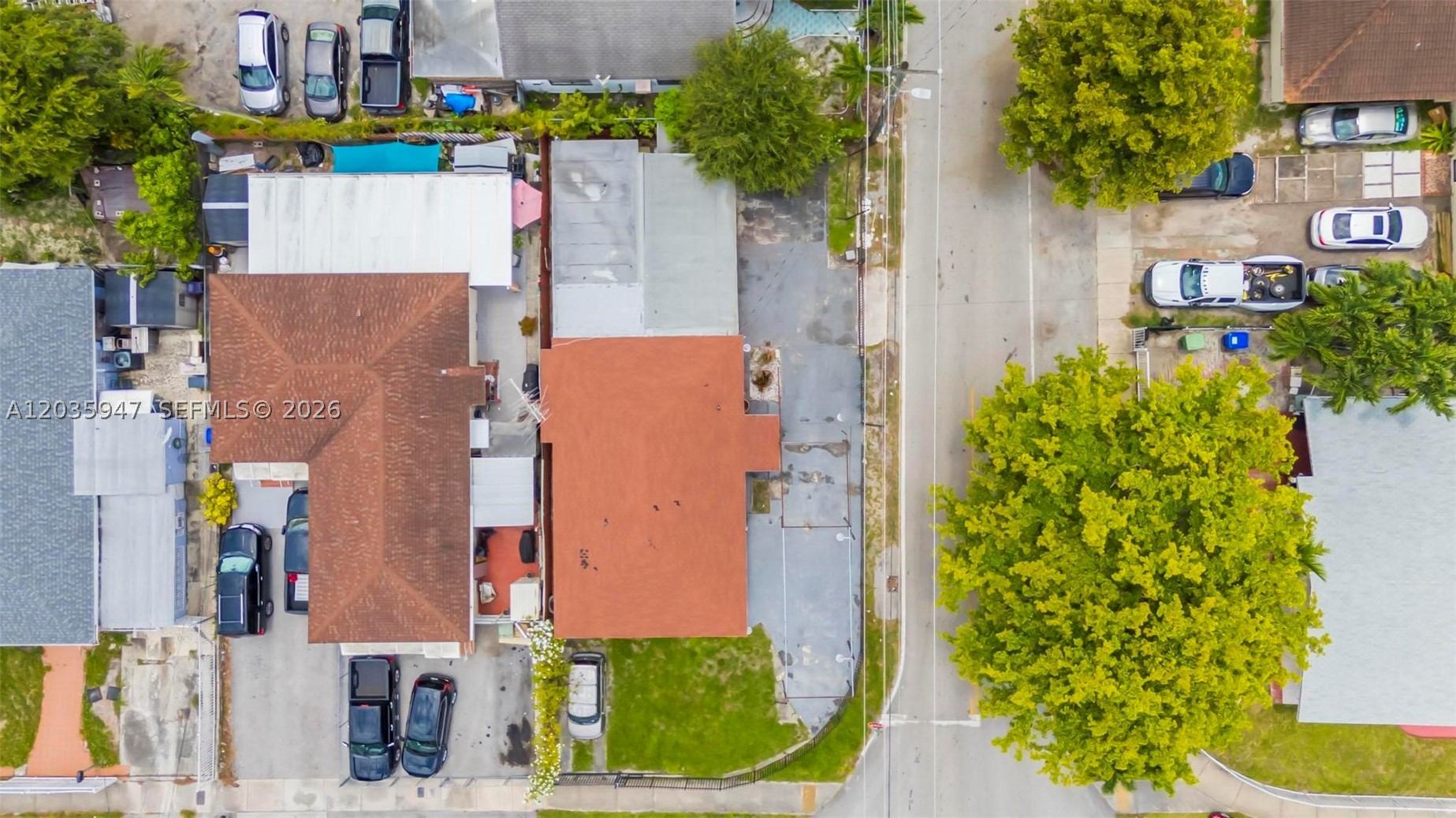 RIVERSIDE FARMS - Residential