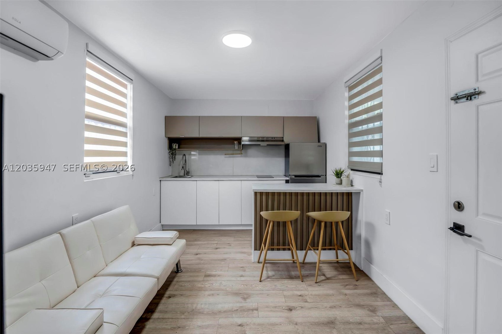 RIVERSIDE FARMS - Residential
