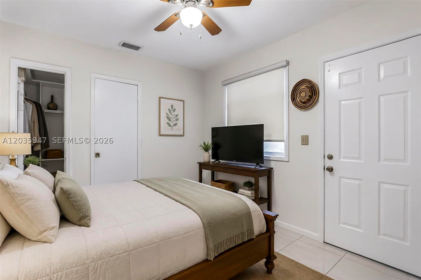 RIVERSIDE FARMS - Residential
