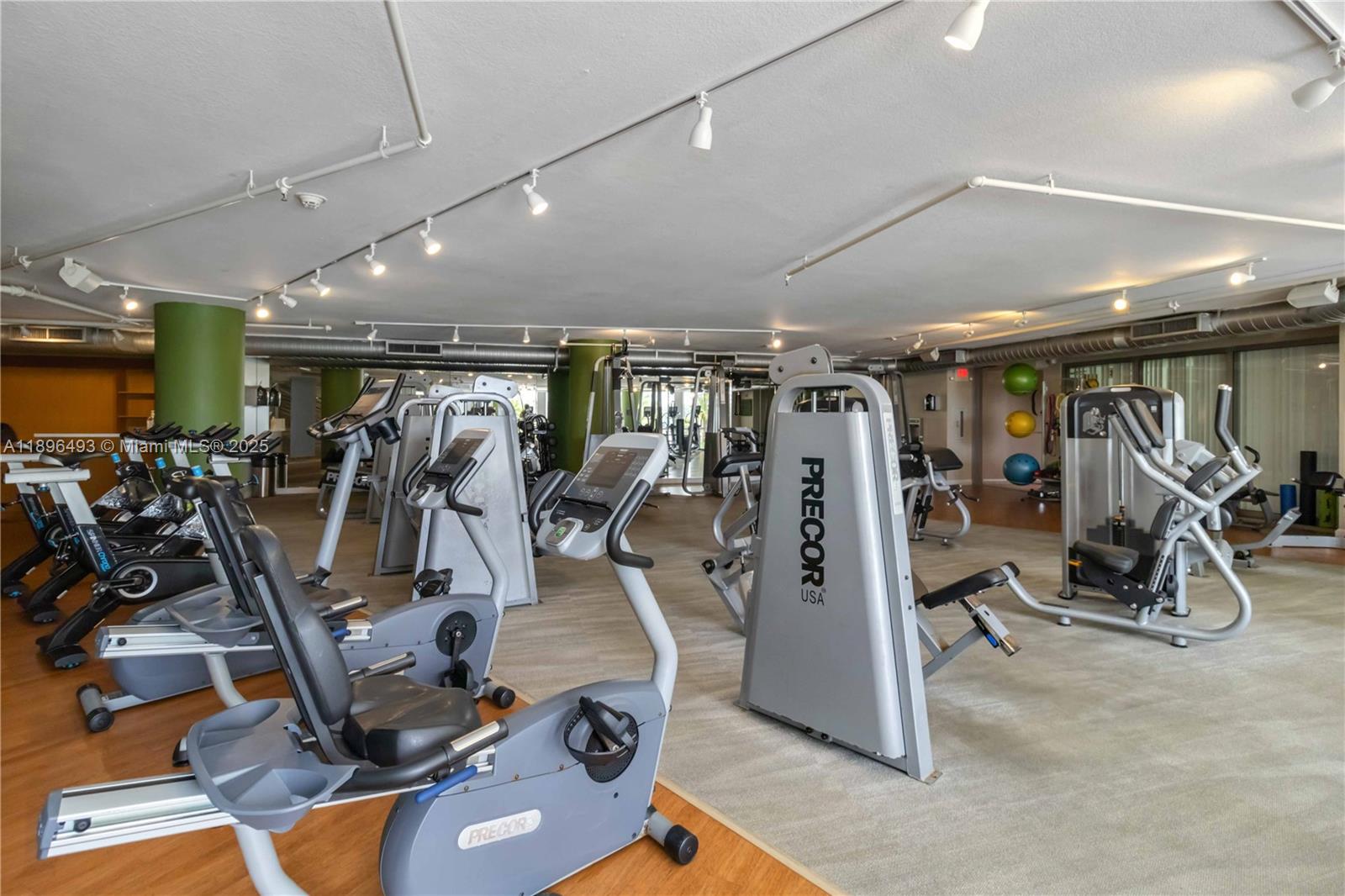 TAO SAWGRASS CONDOMINIUM - Residential Lease