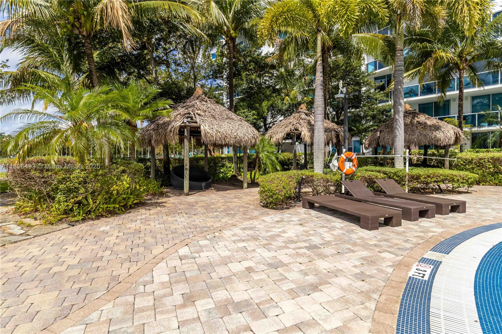 TAO SAWGRASS CONDOMINIUM - Residential Lease