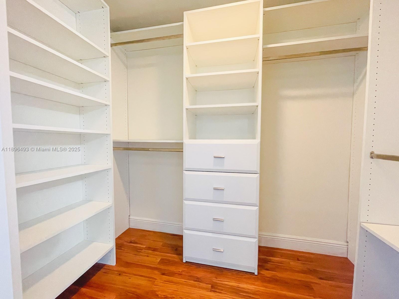 TAO SAWGRASS CONDOMINIUM - Residential Lease