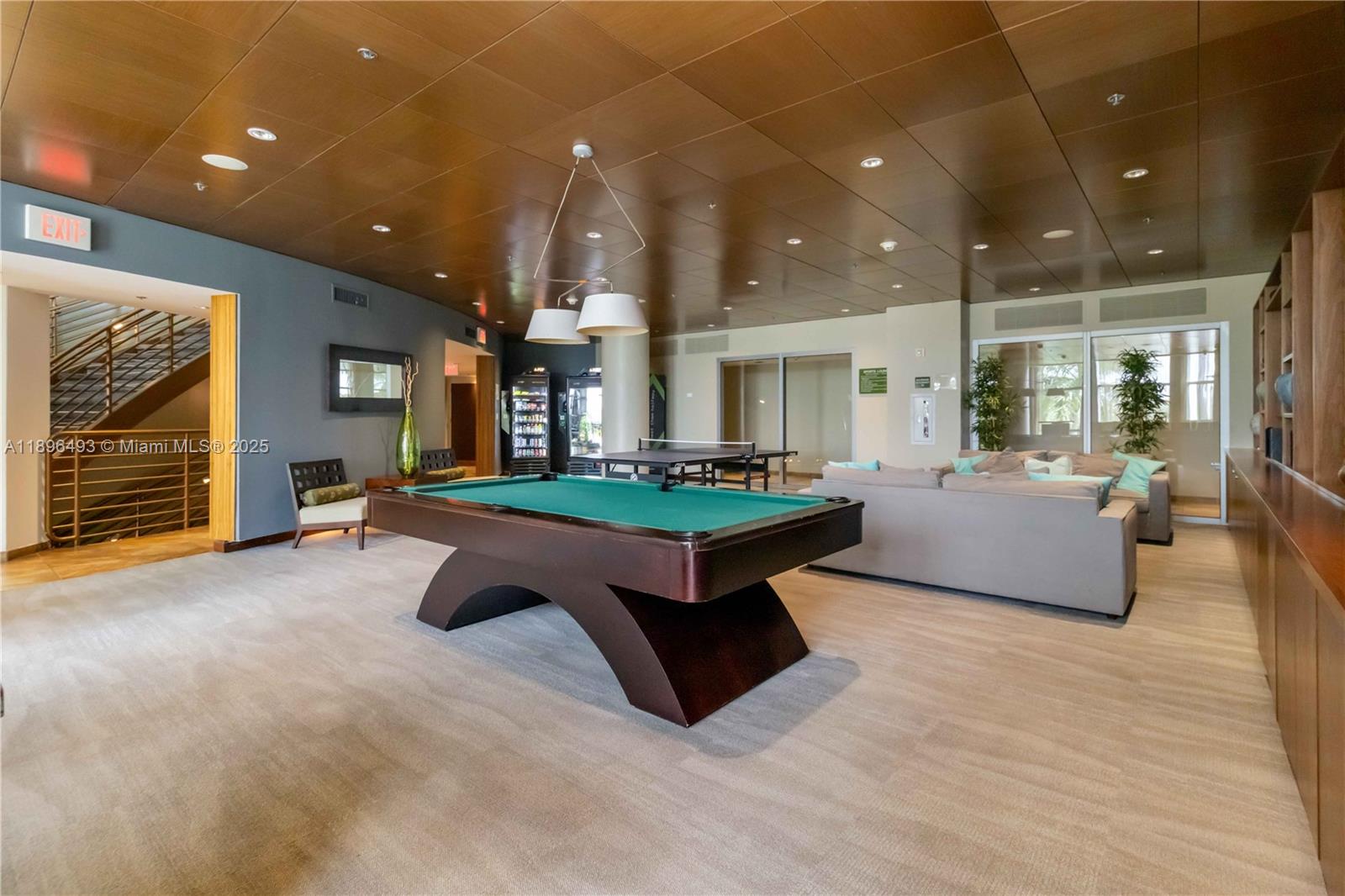 TAO SAWGRASS CONDOMINIUM - Residential Lease