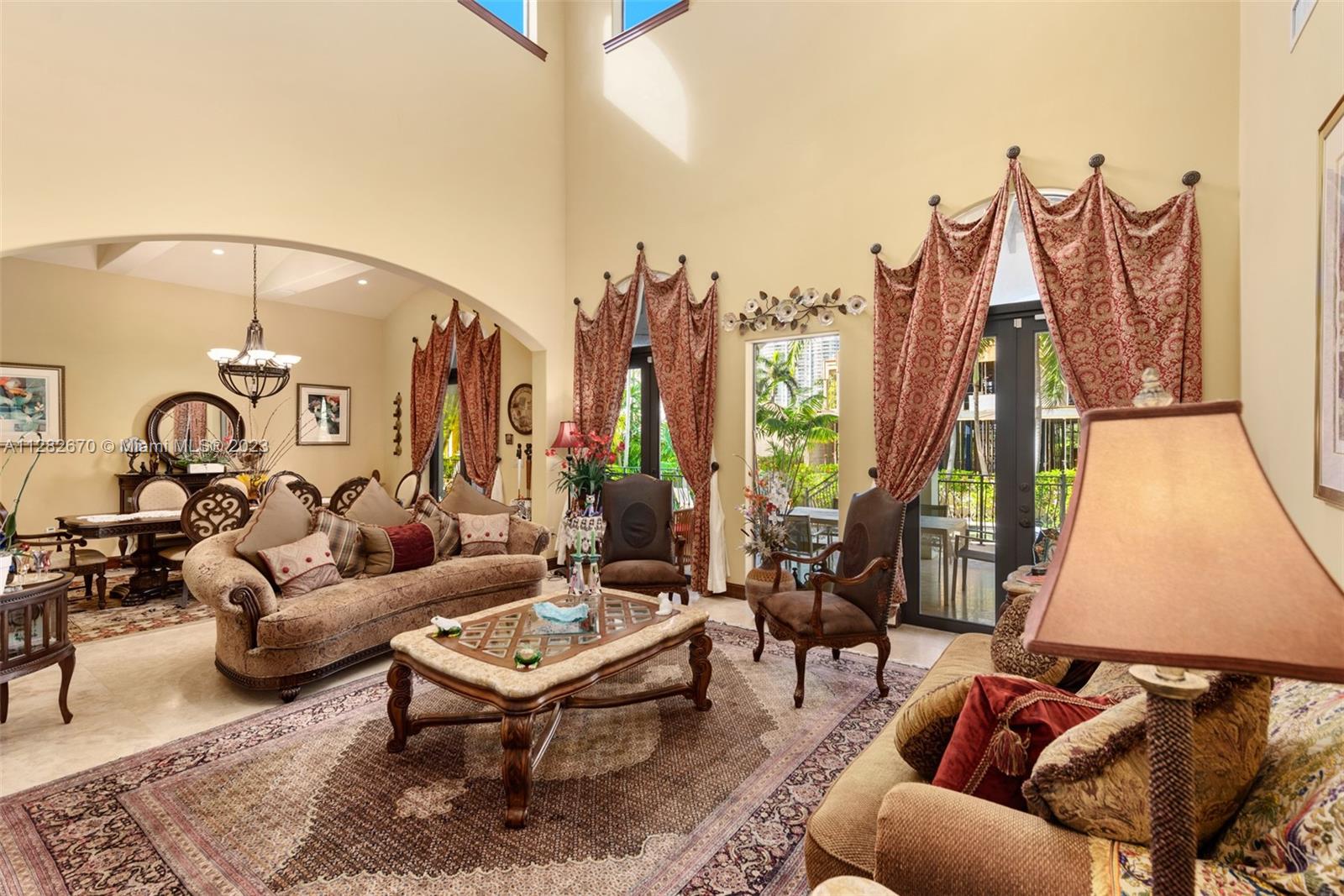 GOLDEN BEACH SEC B - Residential