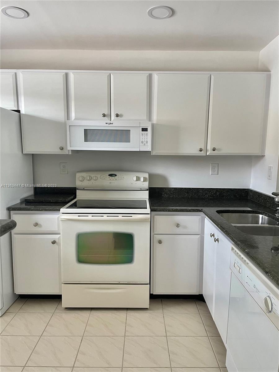 Boca Cove - Residential Lease
