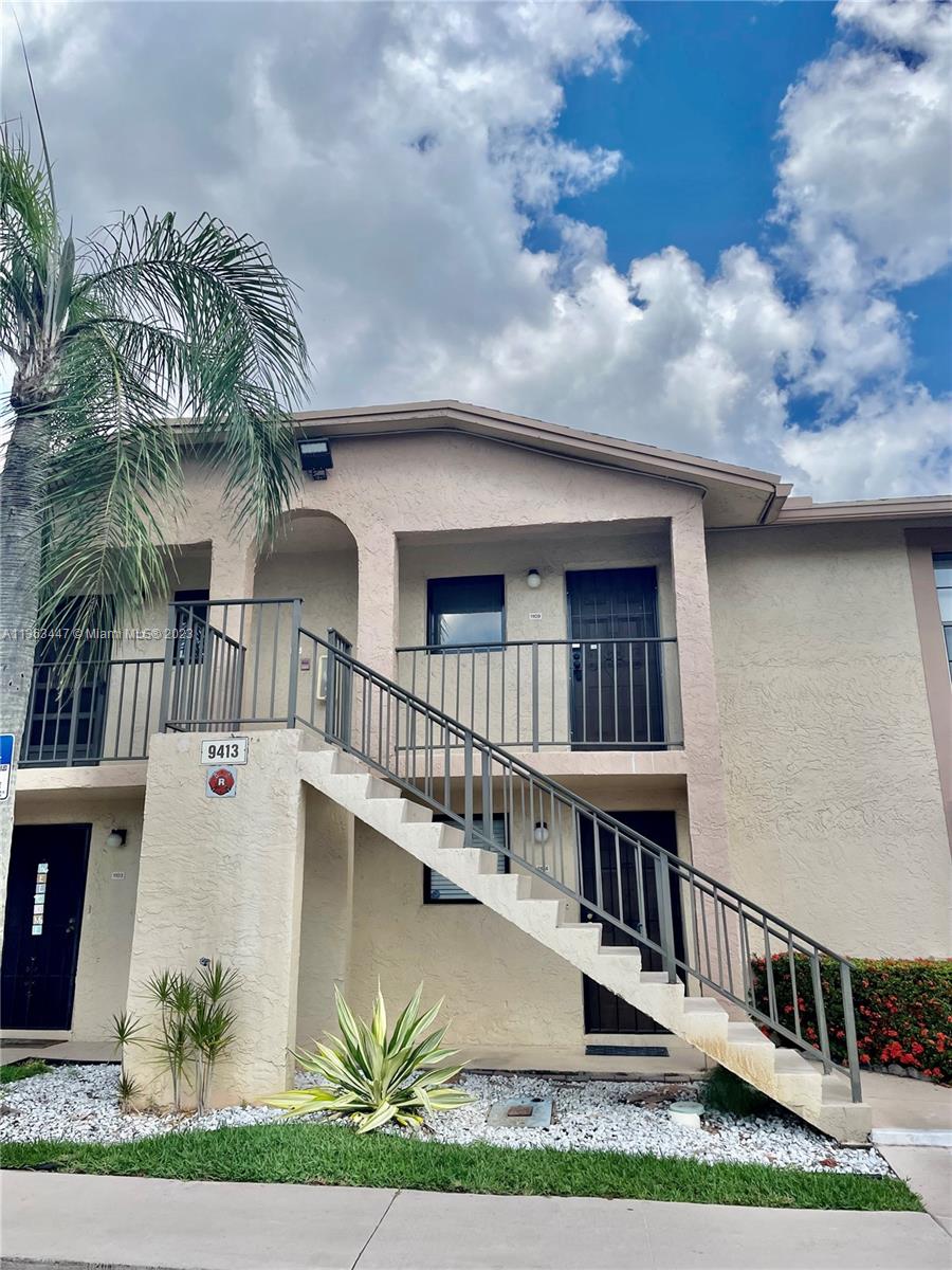 Welcome home to this charming 2 bedrooms 2 bathrooms first floor unit. Located in the all ages, gated, quiet and beautiful community of Boca Cove in Boca Raton. Unit recently upgraded, freshly painted and modern laminated floors.  Kitchen with granite countertops. Brand NEW 2023 A/C and water heater. Full size washer and dryer. Spacious bedrooms with generous closets.  Private screened patio and storage, full hurricane protection.  Enjoy the swimming pool, tennis courts, fitness center, clubhouse and ping pong tables. A-rated schools, minutes from FAU & Lynn Universities, beaches, nature preserves, shopping and dining. Easy access to all major highways. Approximately 30 minutes from the Ft Lauderdale International and Palm Beach International Airports. Easy to show.