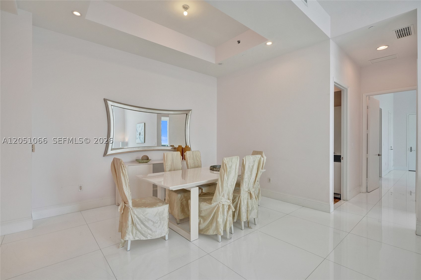 TDR TOWER I CONDO - Residential