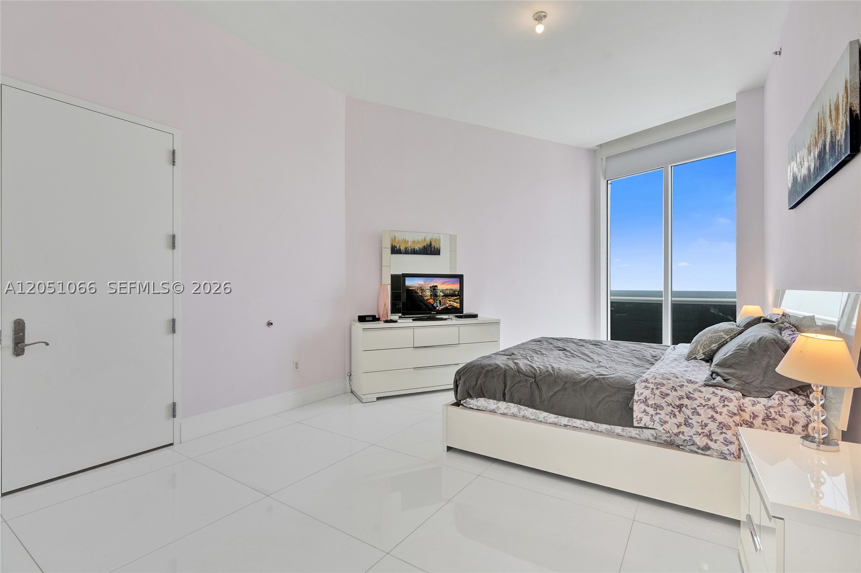 TDR TOWER I CONDO - Residential