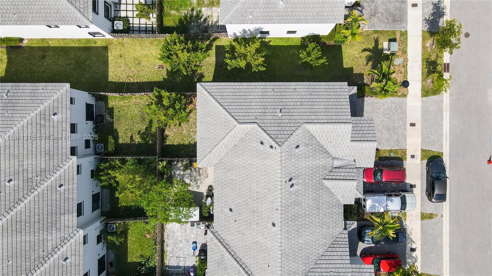 PINE ISLE - Residential