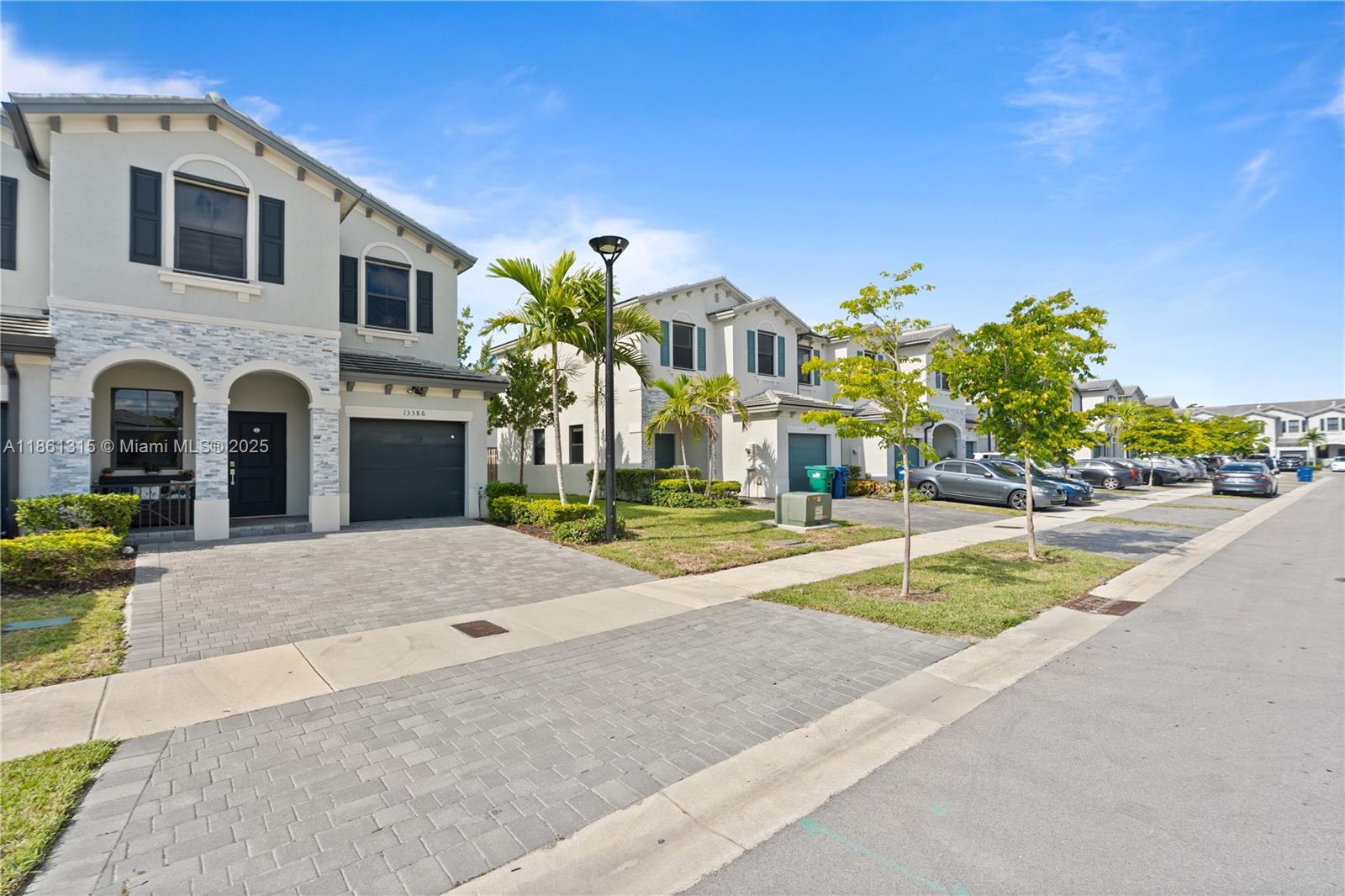 PINE ISLE - Residential
