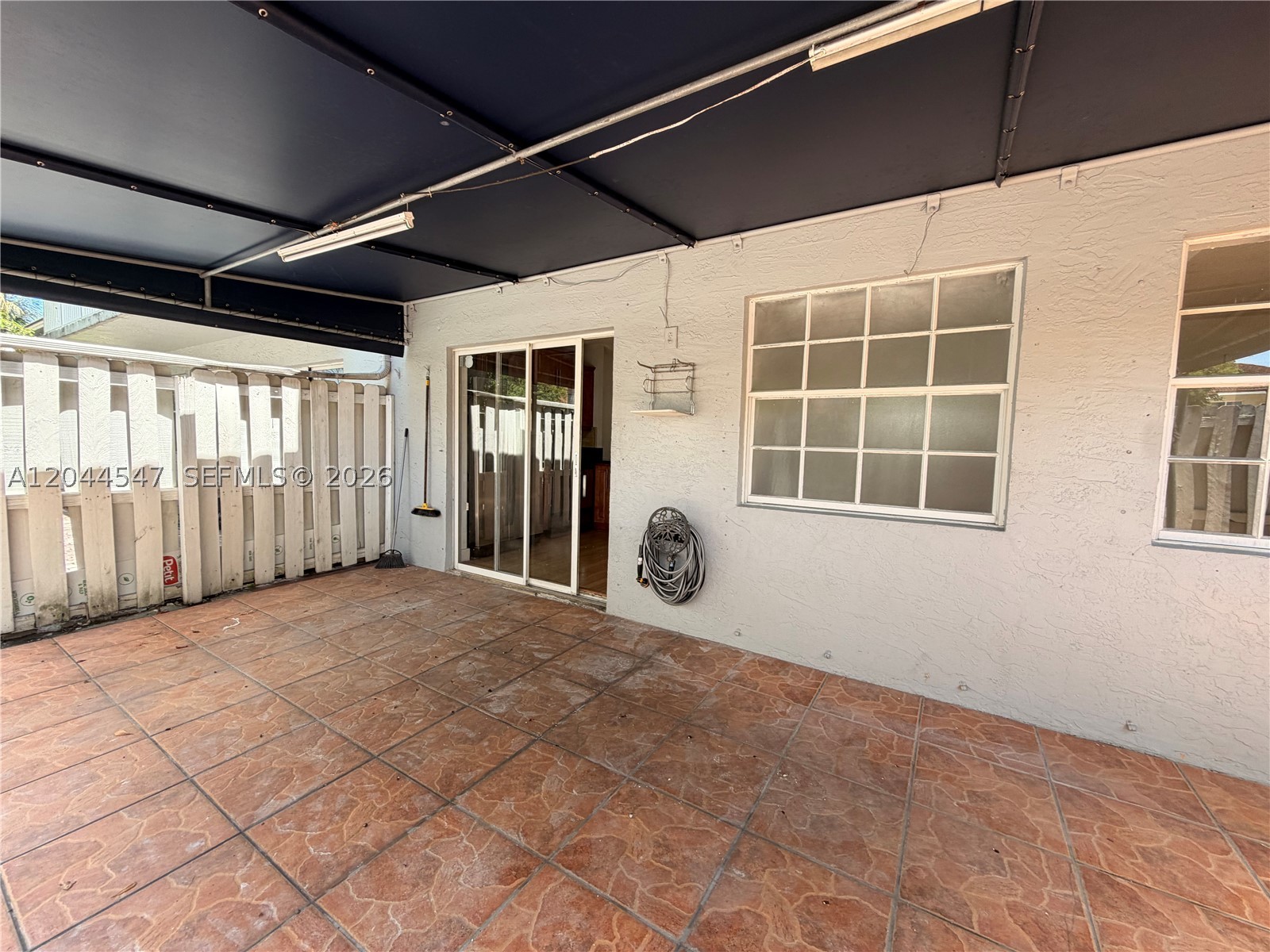 LAGO DEL REY CONDO - Residential Lease