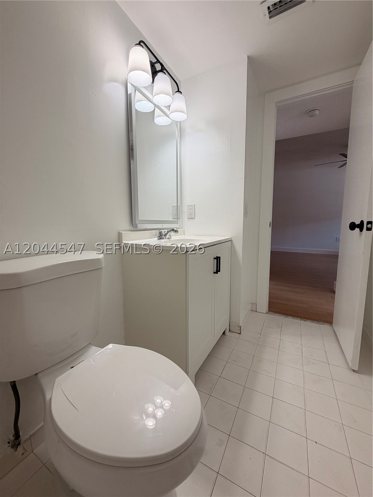 LAGO DEL REY CONDO - Residential Lease