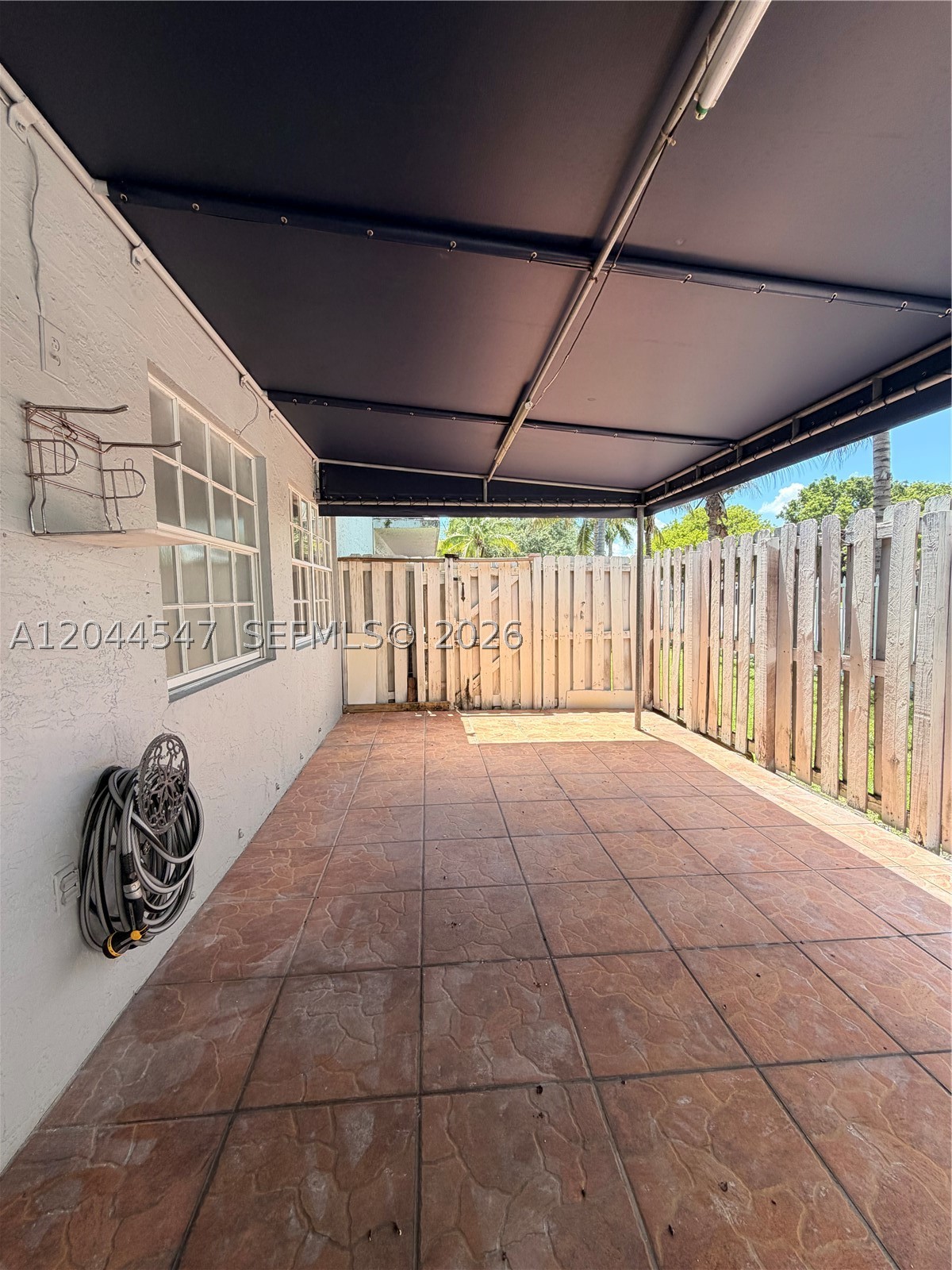 LAGO DEL REY CONDO - Residential Lease