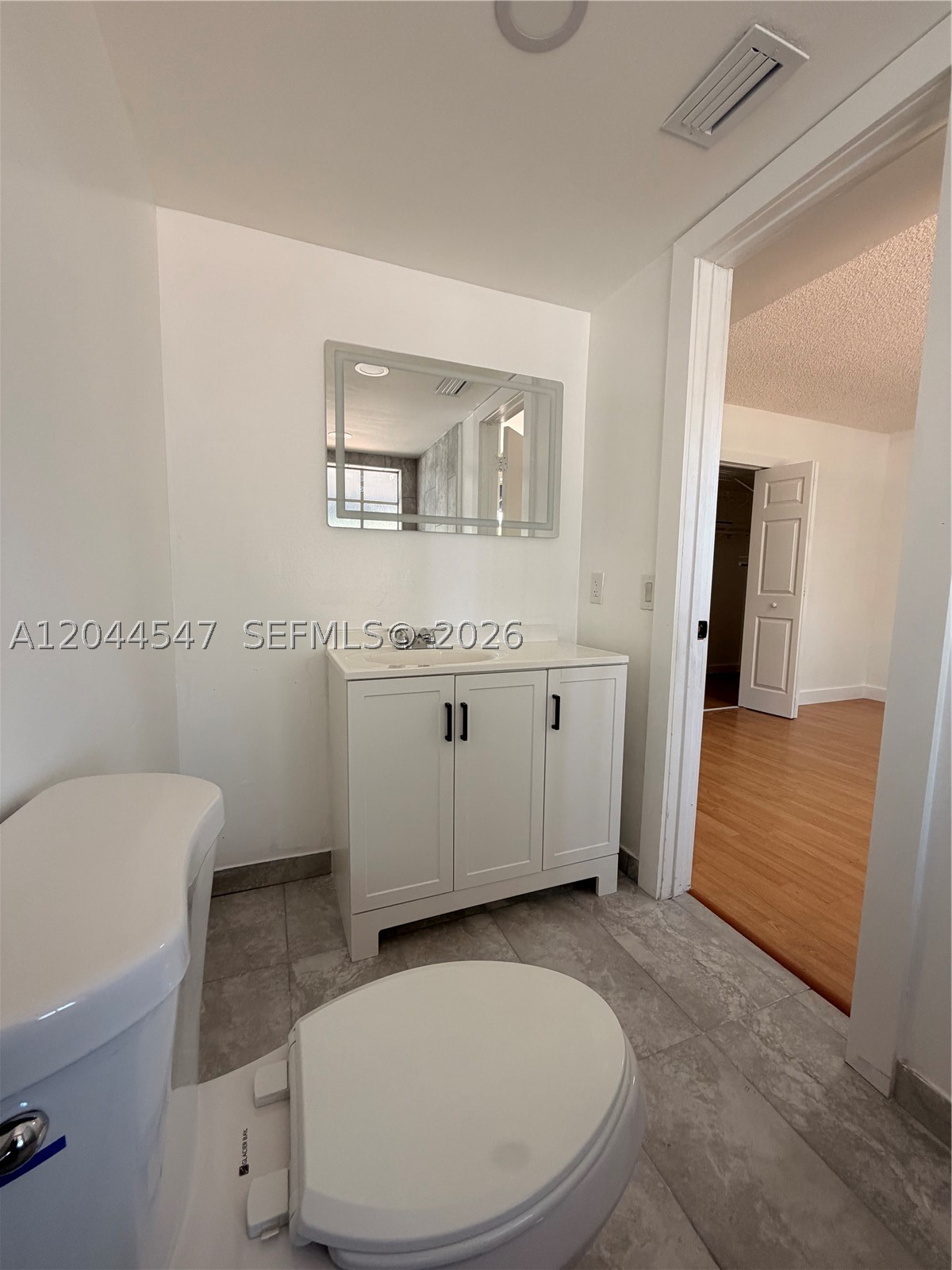 LAGO DEL REY CONDO - Residential Lease