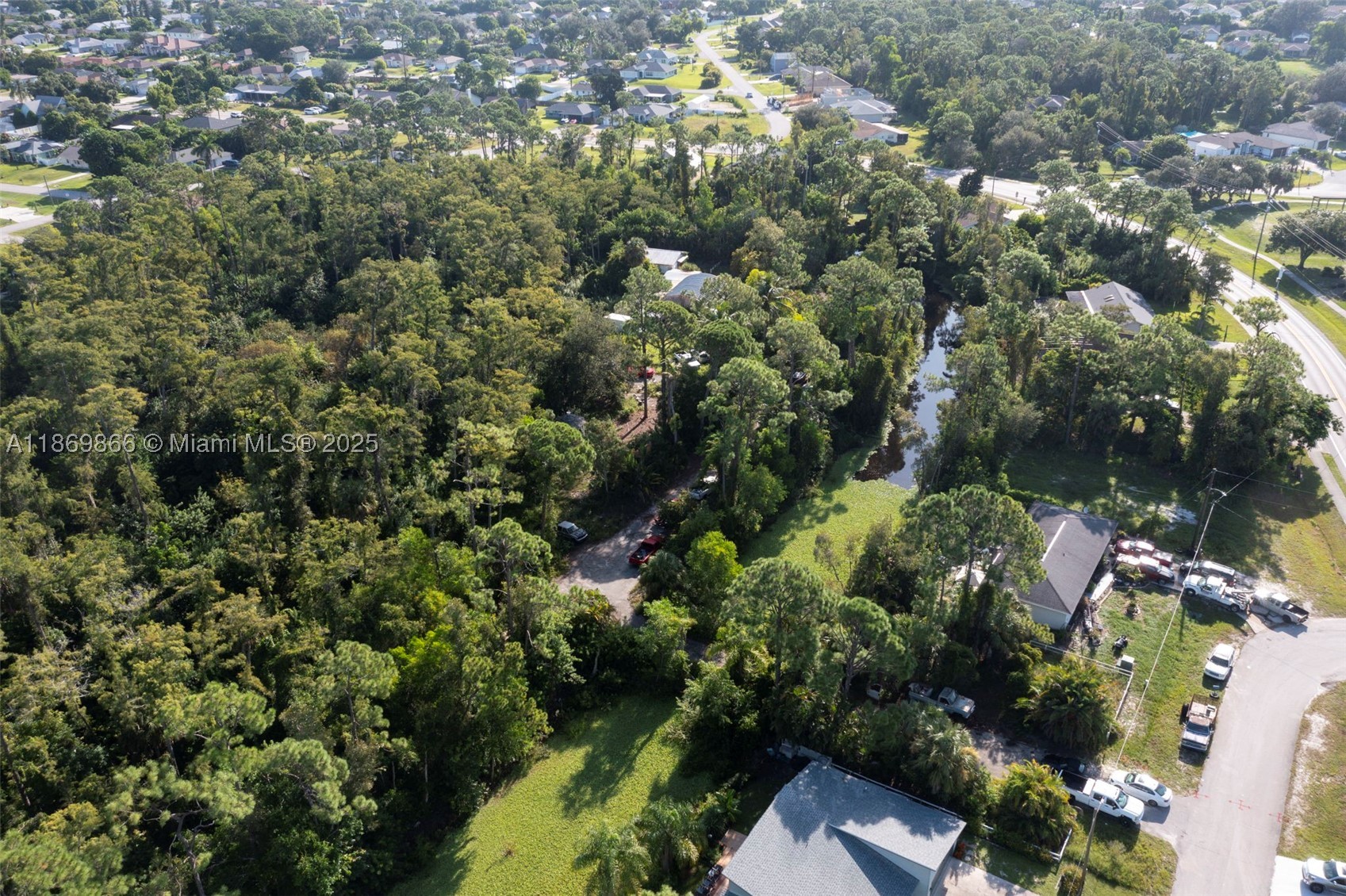 SAN CARLOS PARK - Land