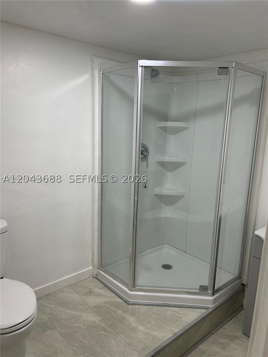 MIRAMAR ISLES SEC 6 - Residential Lease