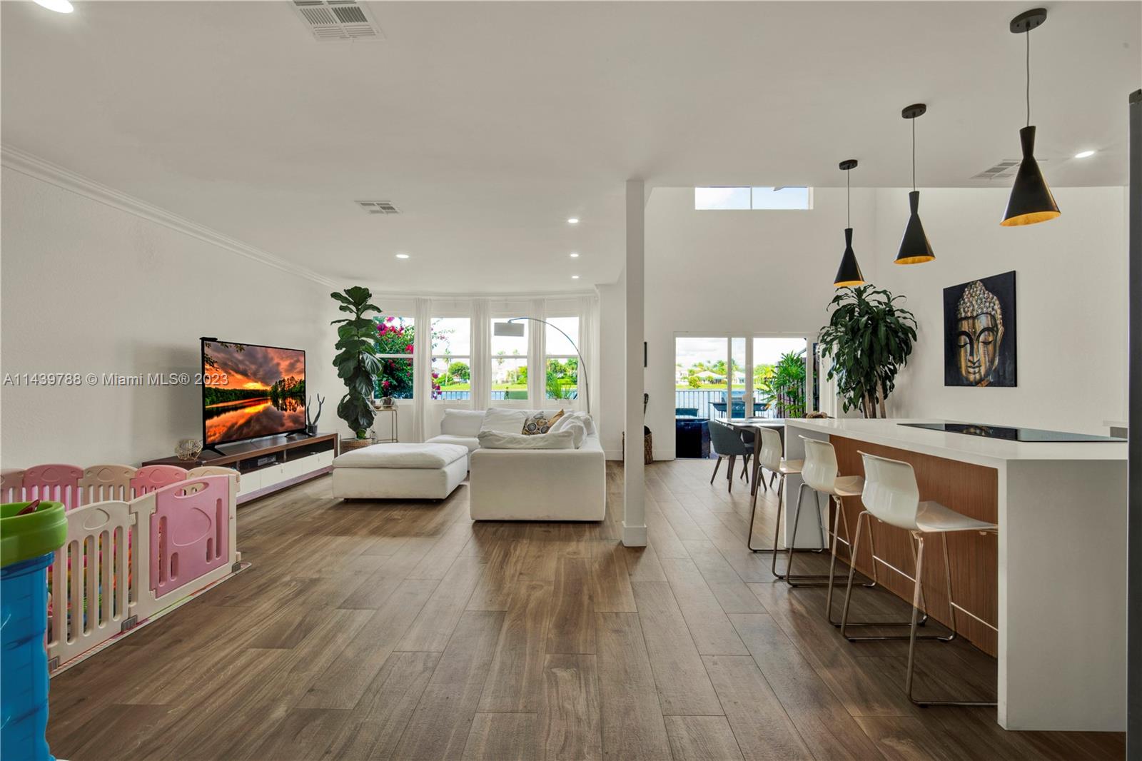 DORAL ISLES CARIBBEAN - Residential Lease