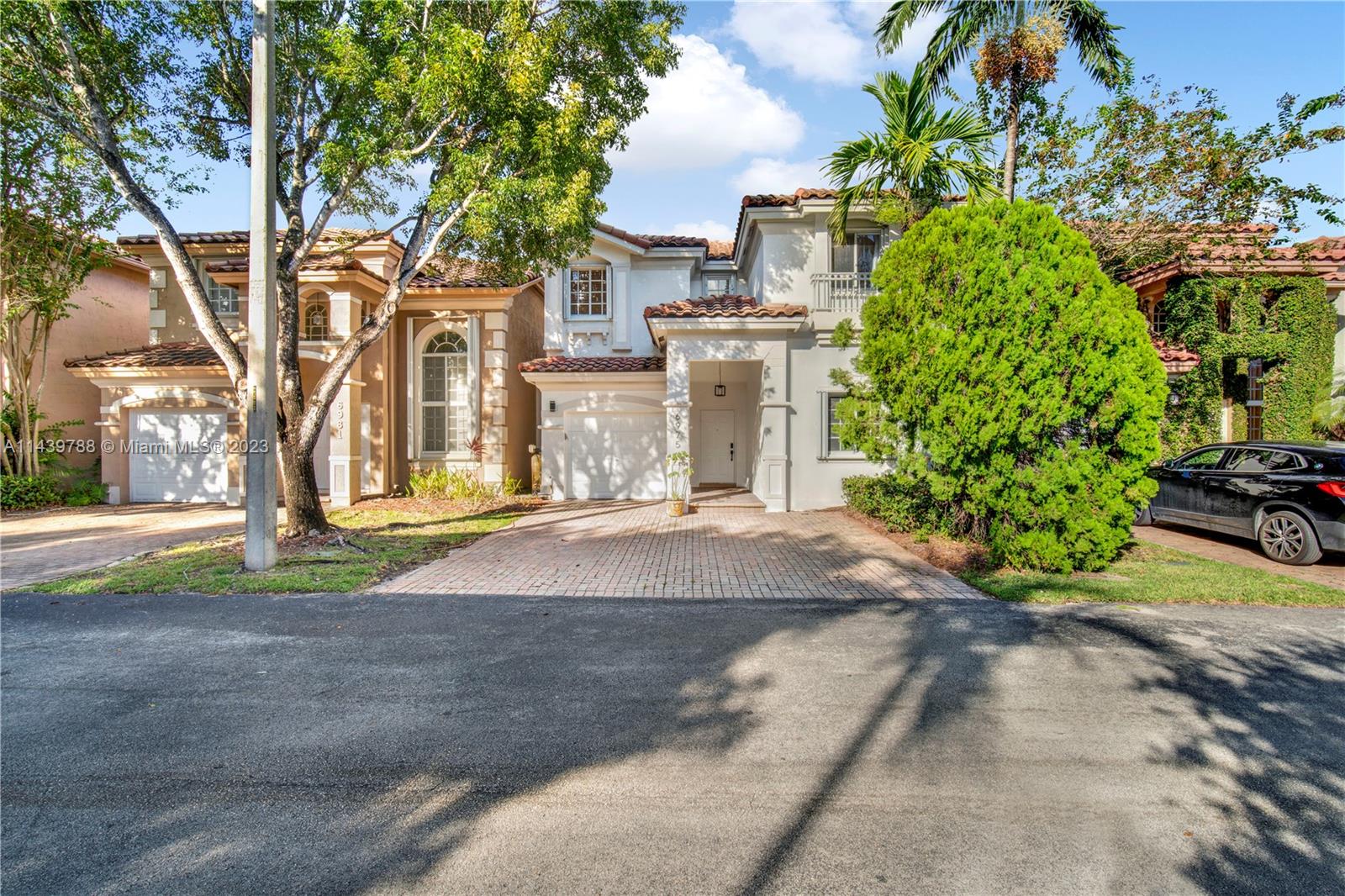 DORAL ISLES CARIBBEAN - Residential Lease