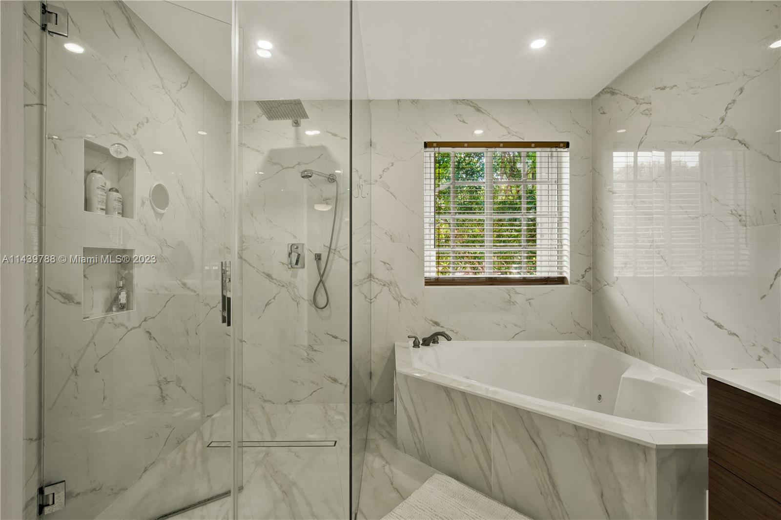 DORAL ISLES CARIBBEAN - Residential Lease