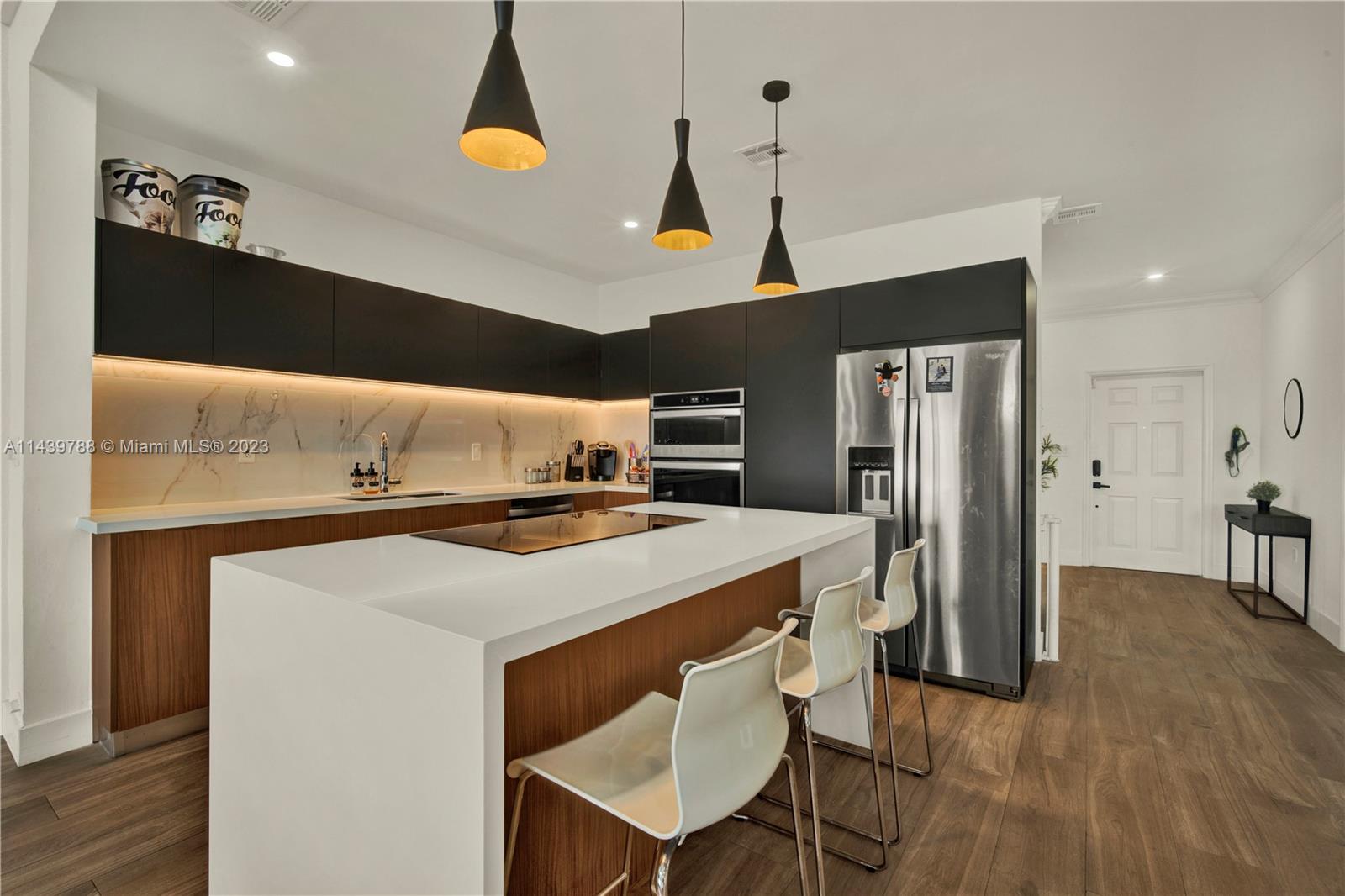 DORAL ISLES CARIBBEAN - Residential Lease
