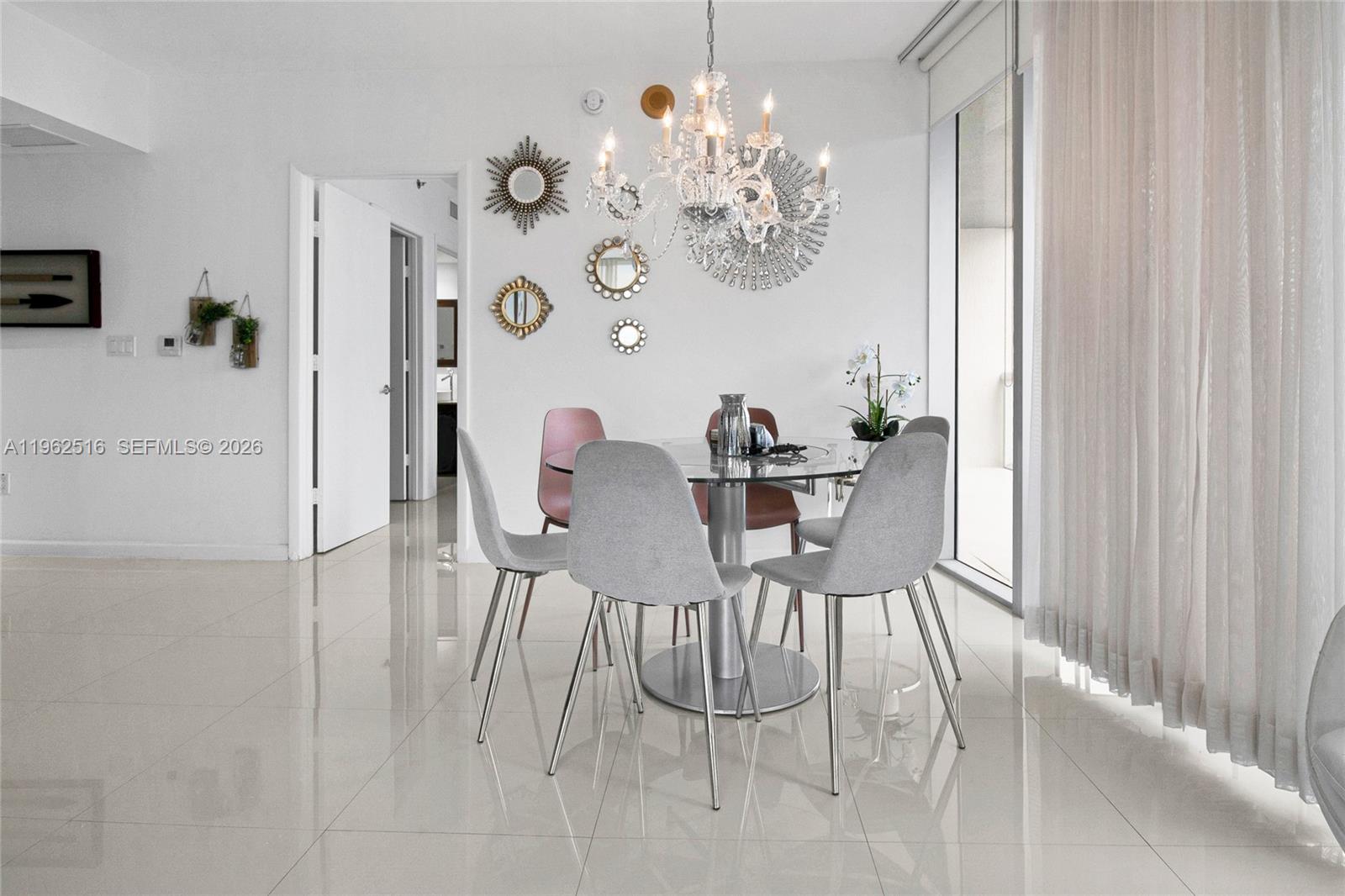 ICONBRICKELL CONDO NO 1 - Residential