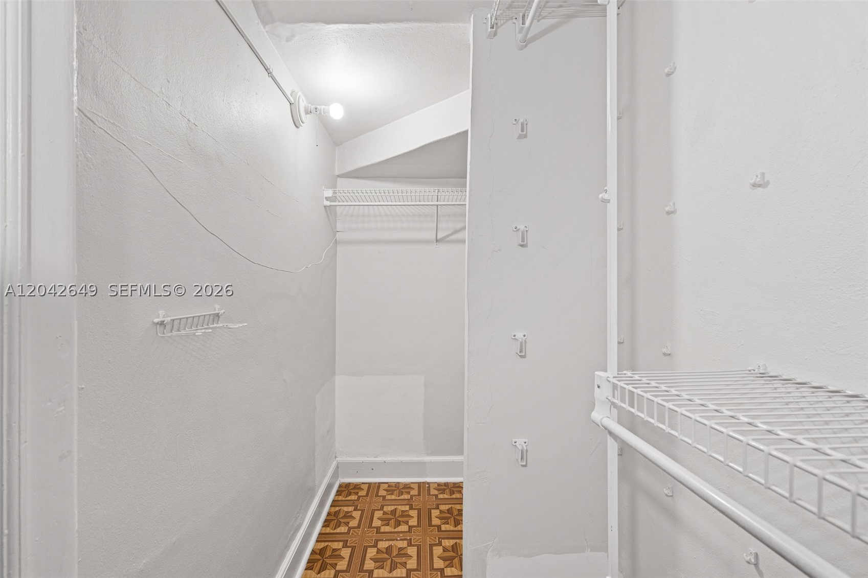 CORAL GABLES GRANADA SEC - Residential