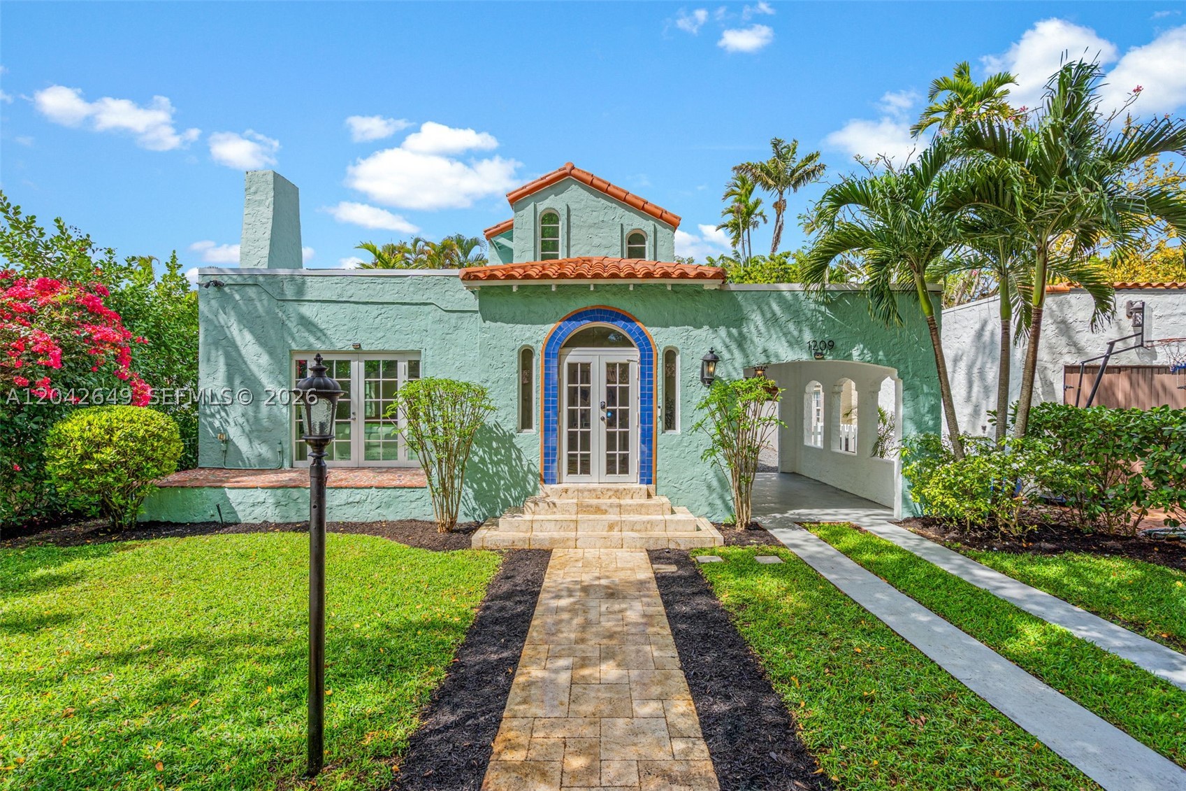 CORAL GABLES GRANADA SEC - Residential