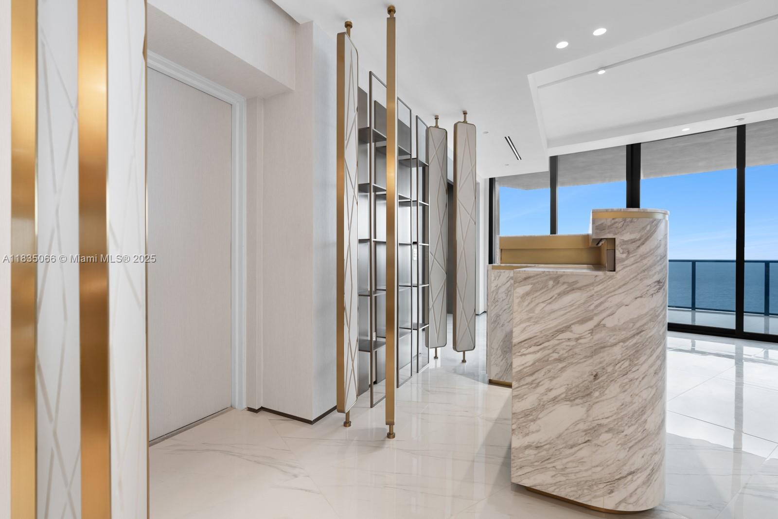 18555 COLLINS AVENUE COND - Residential
