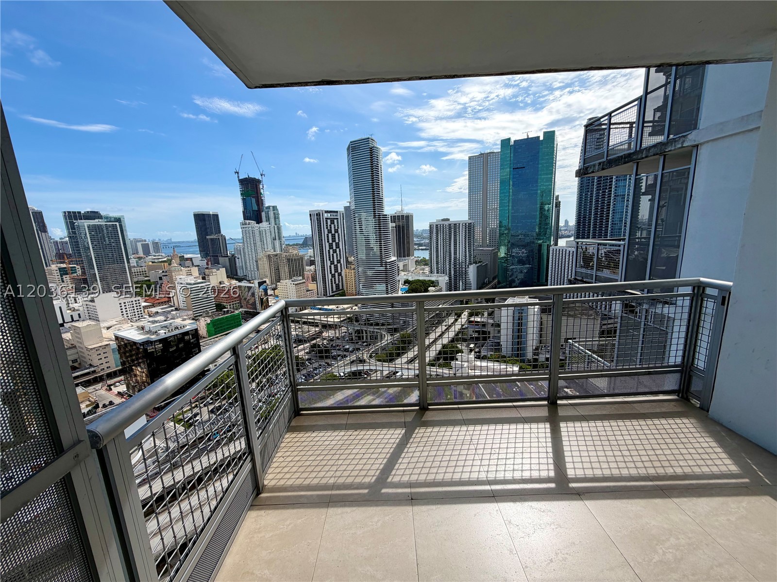 WIND CONDO - Residential Lease