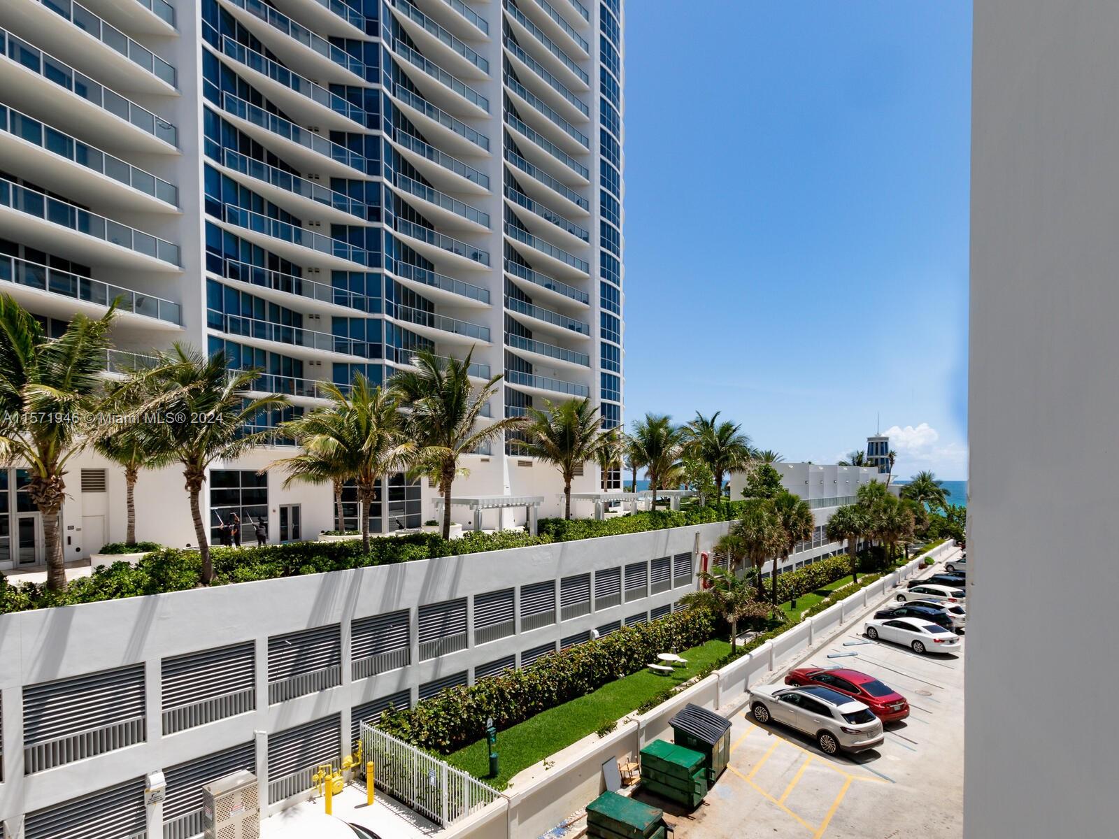 ALEXANDER TOWERS CONDO - Residential Lease