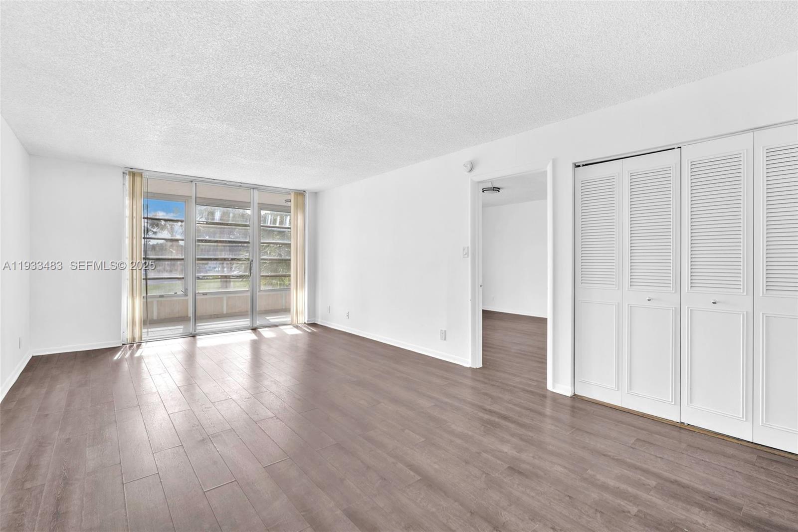 CYPRESS CHASE NORTH NO 1 - Residential