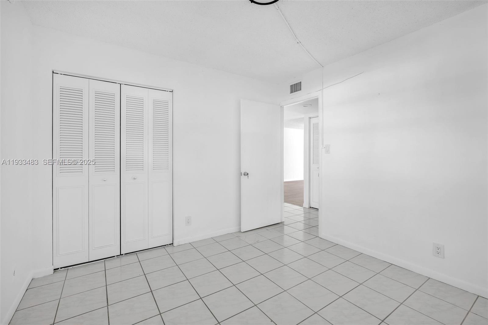 CYPRESS CHASE NORTH NO 1 - Residential