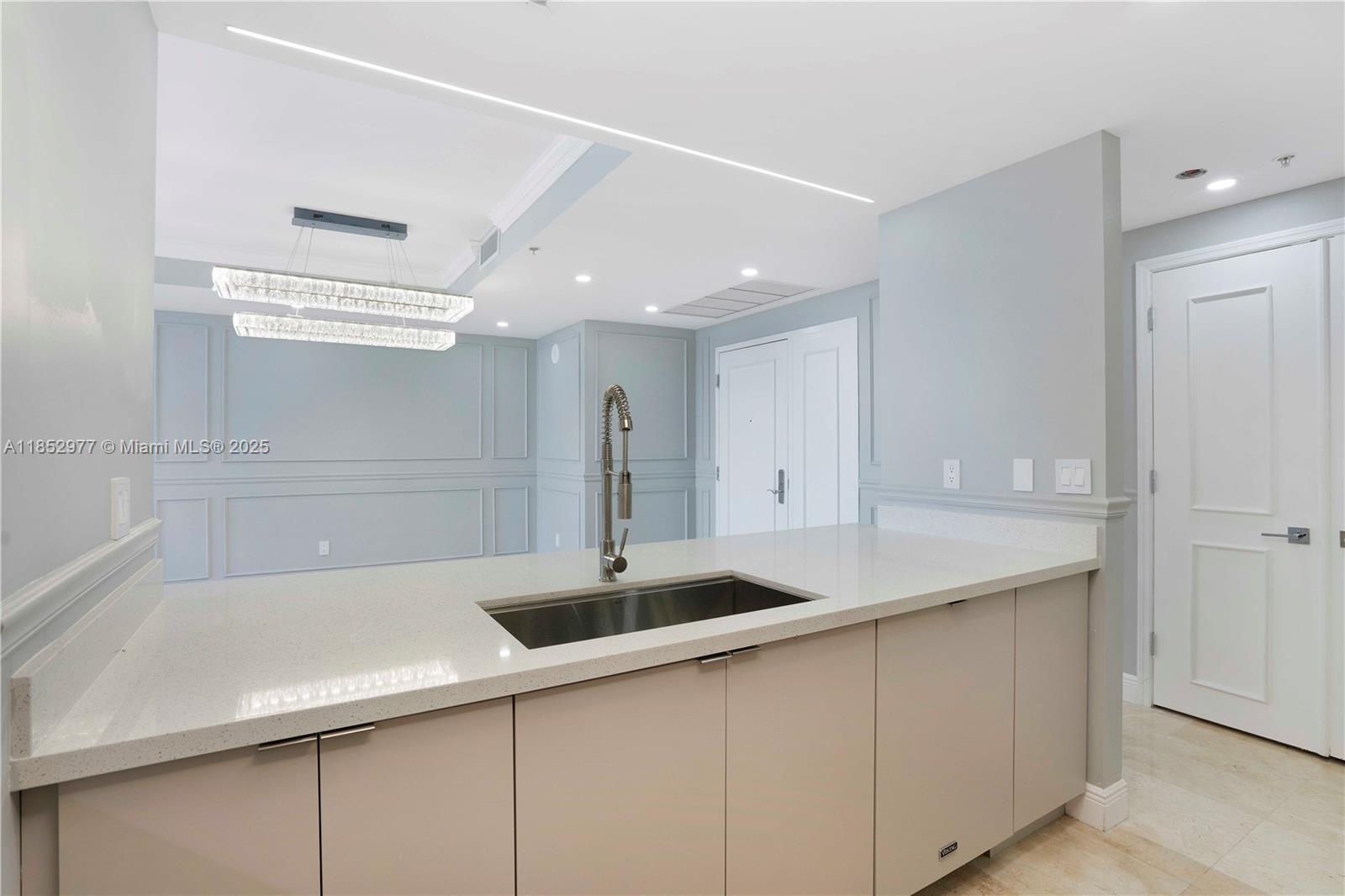 THE TOWER RESIDENCES - Residential Lease