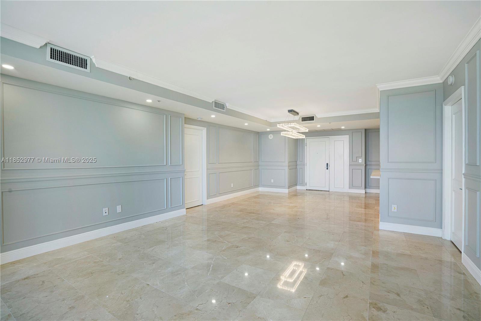 THE TOWER RESIDENCES - Residential Lease