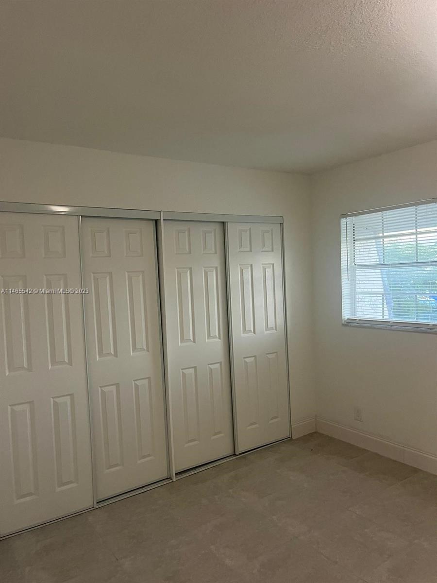 TOWN & COUNTRY CONDO PHAS - Residential Lease