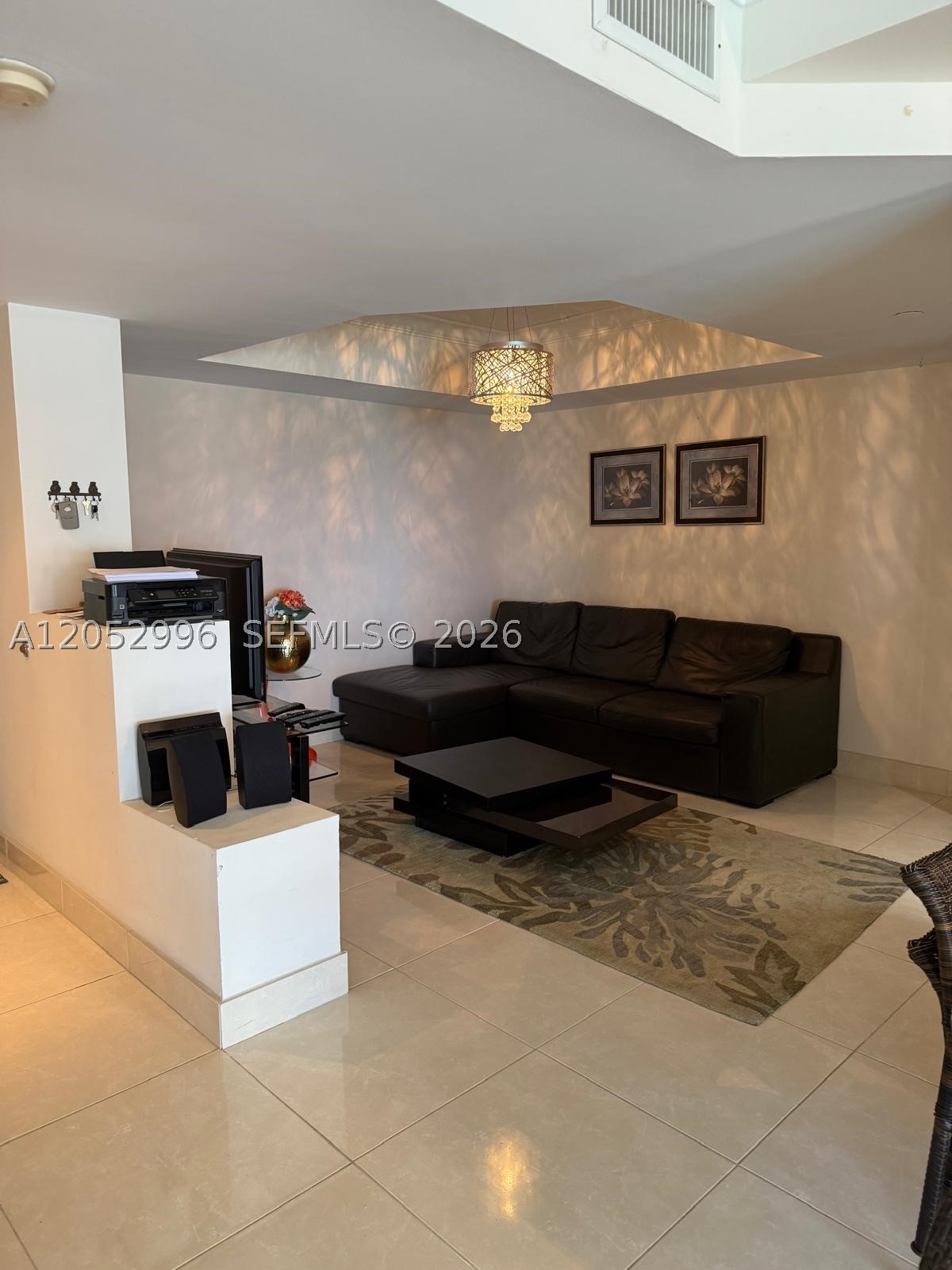 OCEANIA I CONDO - Residential
