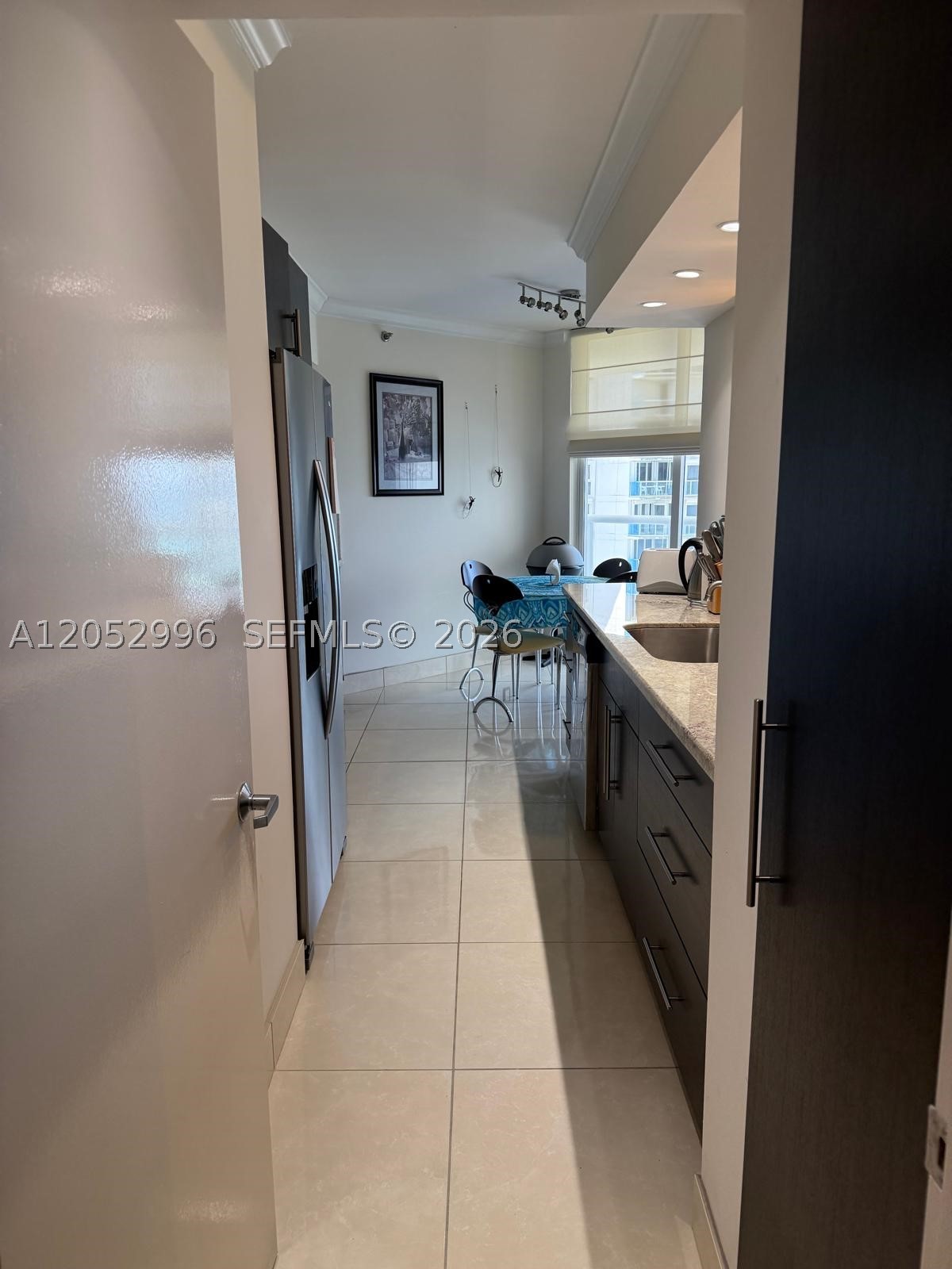 OCEANIA I CONDO - Residential