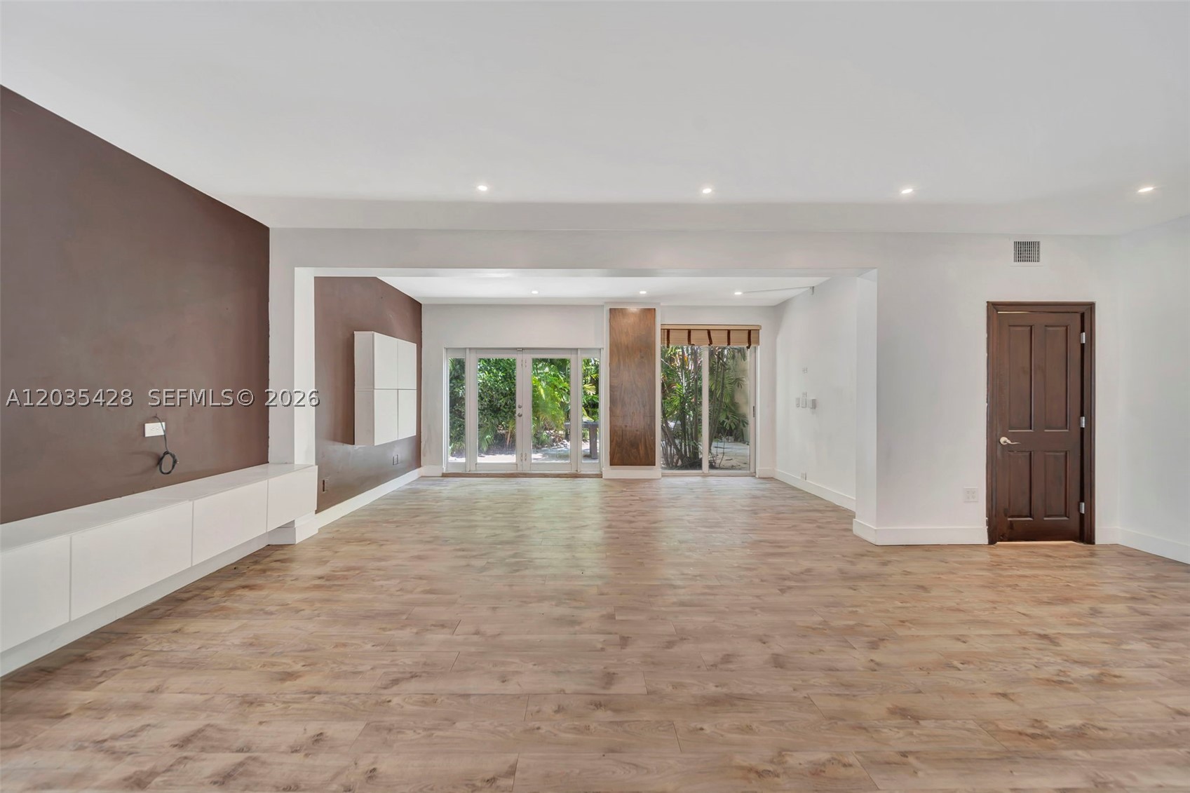 Hibiscus Island - Residential