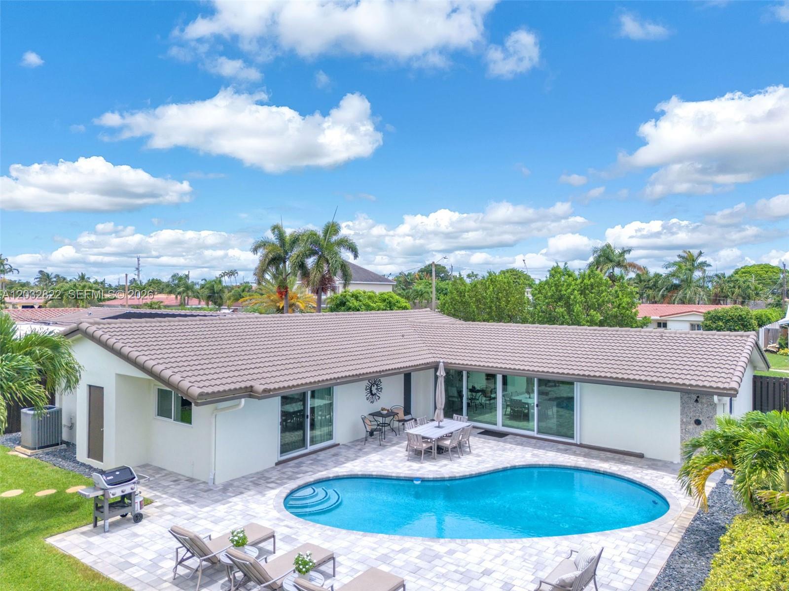 IMPERIAL POINT 2 SEC - Residential