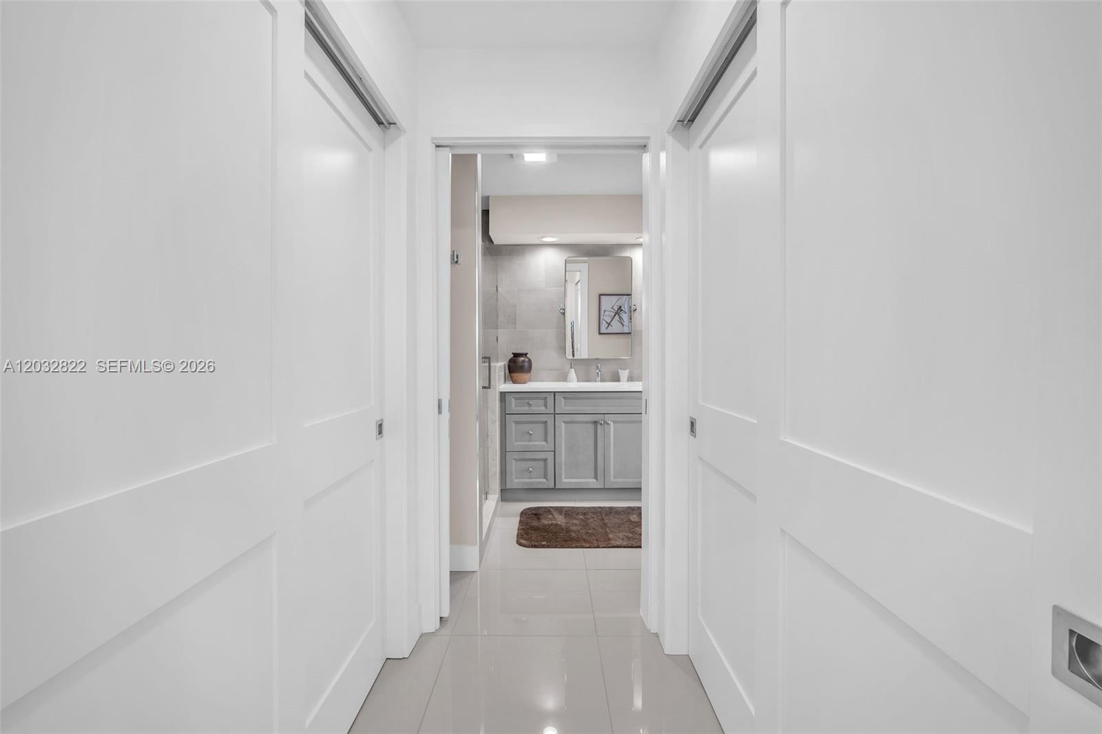 IMPERIAL POINT 2 SEC - Residential
