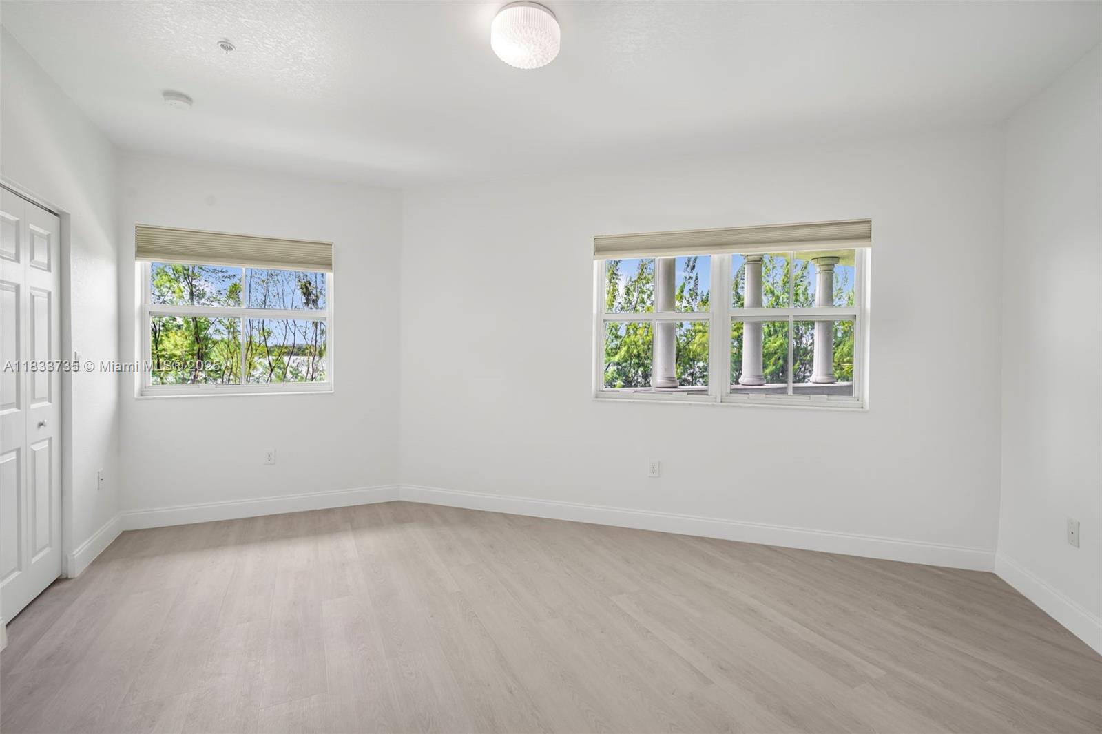 ST MAARTEN AT GRAND BAY C - Residential Lease