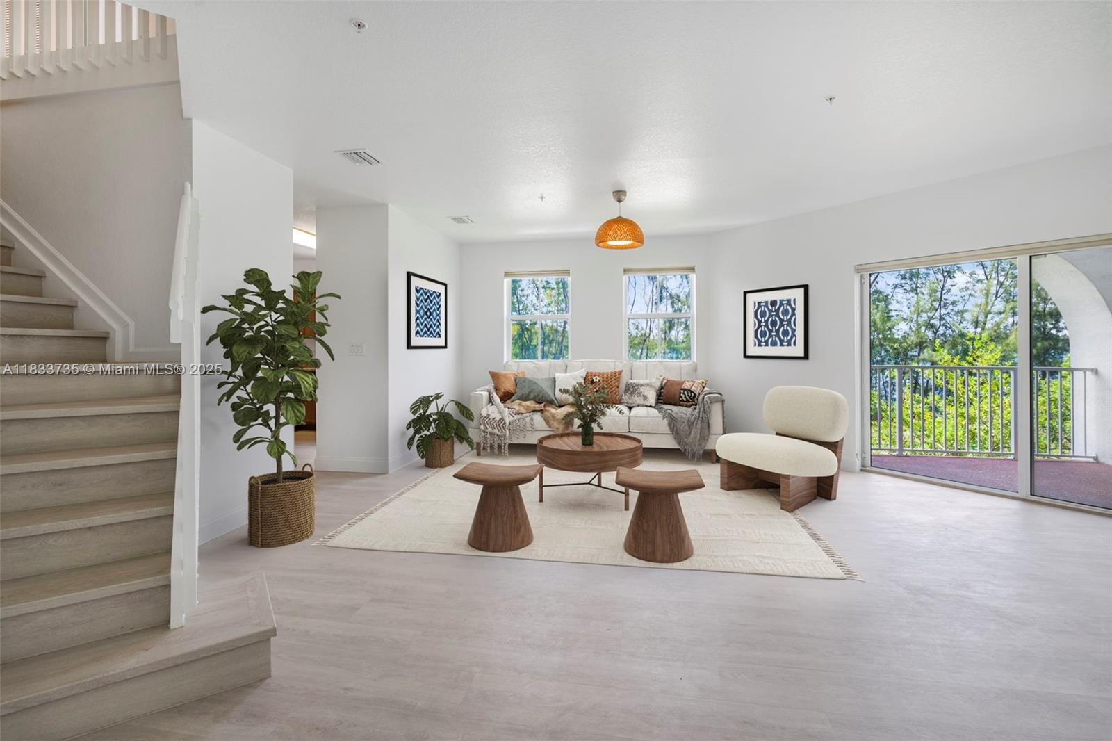 ST MAARTEN AT GRAND BAY C - Residential Lease