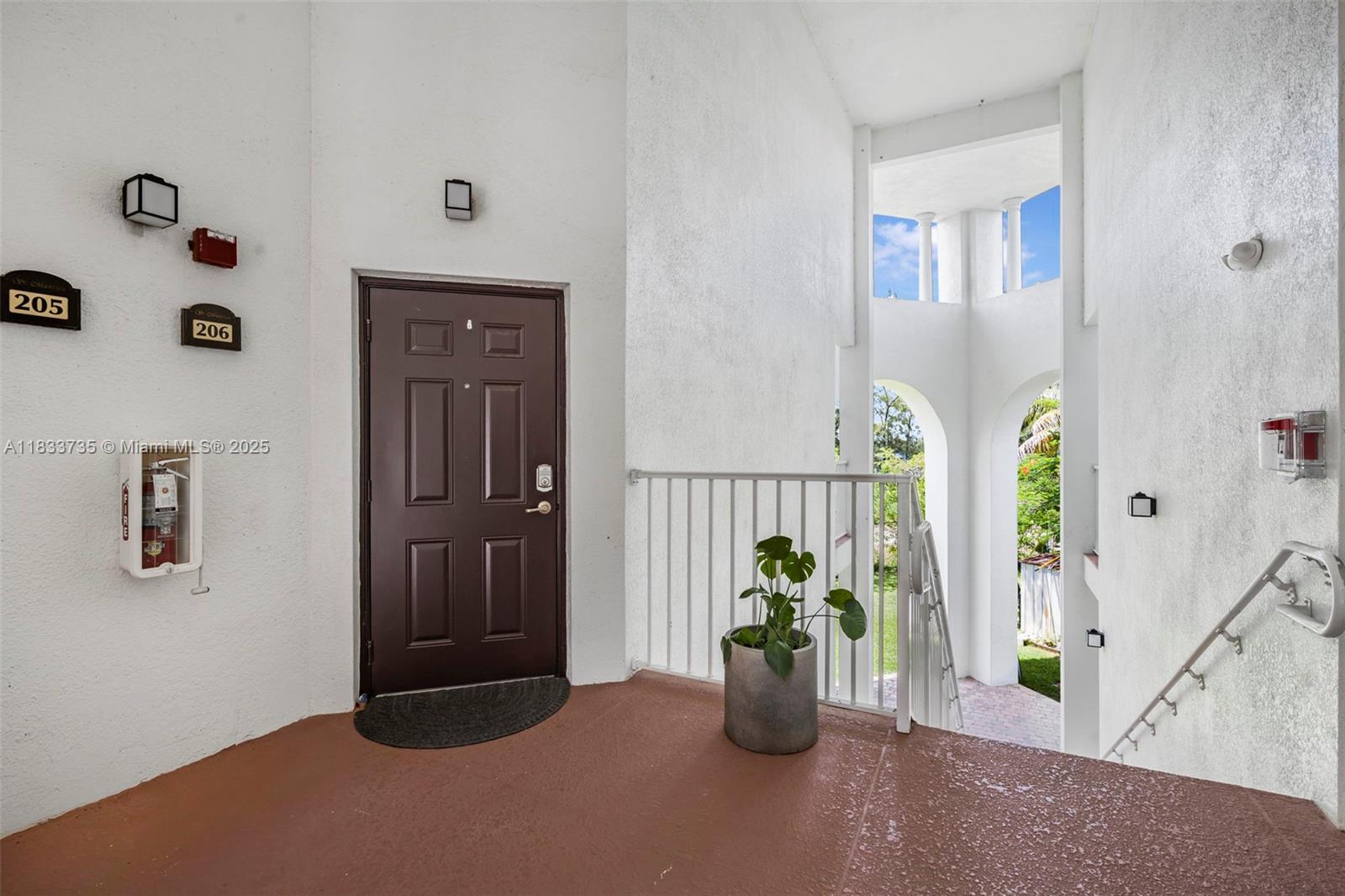 ST MAARTEN AT GRAND BAY C - Residential Lease