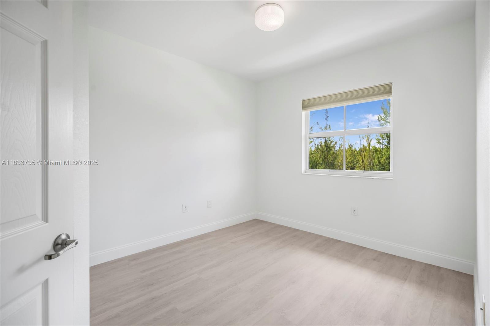 ST MAARTEN AT GRAND BAY C - Residential Lease