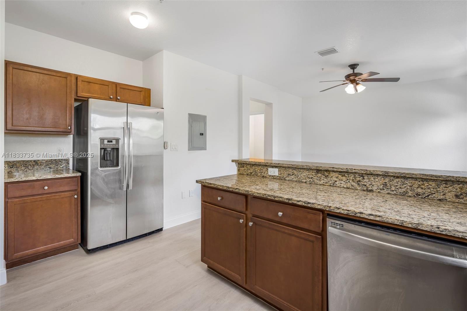 ST MAARTEN AT GRAND BAY C - Residential Lease