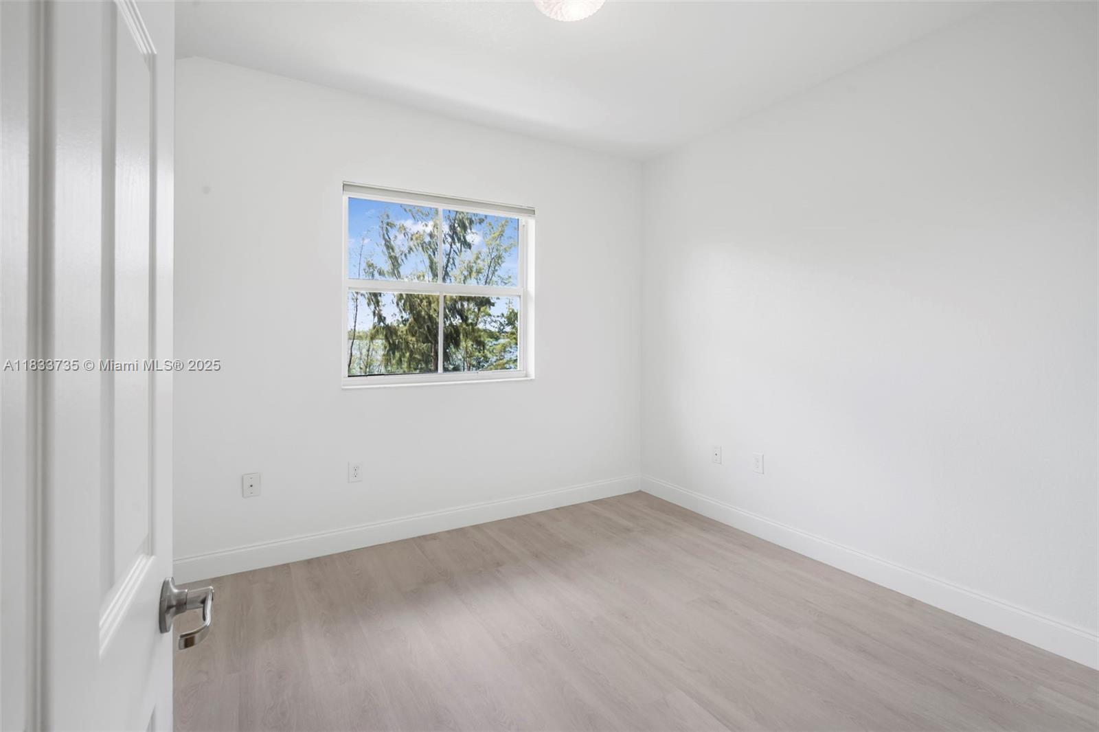 ST MAARTEN AT GRAND BAY C - Residential Lease