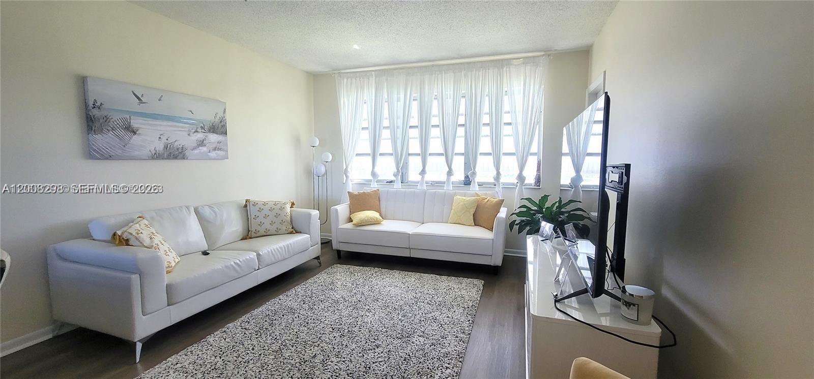SHERIDAN LAKES CONDO APTS - Residential